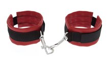 Красно-чёрные полиуретановые наручники Luxurious Handcuffs, цвет красный - Blush Novelties