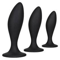 Набор из трех черных анальных пробок Silicone Anal Curve Kit, цвет черный - California Exotic Novelties