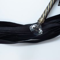 Эксклюзивная плеть с металлической ручкой - БДСМ арсенал