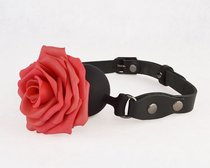 Черный кляп-шар с розой, цвет красный/черный - Sitabella