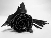 Плеть Чёрная Роза с Замшевыми Хвостами 40 см. 54072ars, цвет черный - БДСМ арсенал