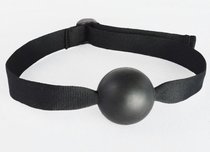 Черный кляп-шар на ремешках с пряжками, цвет черный - Sitabella