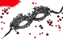 Черная ажурная текстильная маска Эмилия, цвет черный - Bioritm