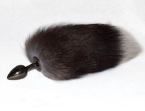 Хромированная анальная пробка с хвостиком из чернобурки, цвет черный - Sitabella